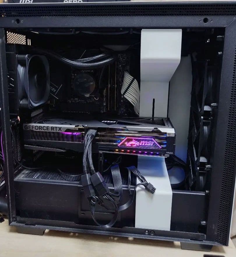 グラフィックボード・グラボ・ビデオカード MSI GeForce RTX 5080 launch Edtion