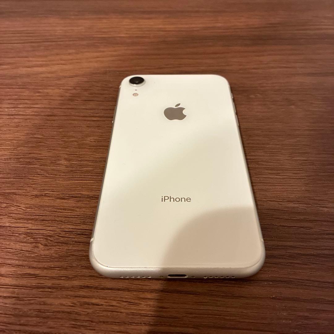 Apple iPhone XR ホワイト　液晶不具合有り　ジャンク品