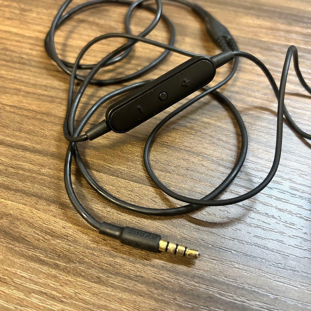 【みつ】【カケあり】Shure aonic4 イヤホン ケース リケーブル