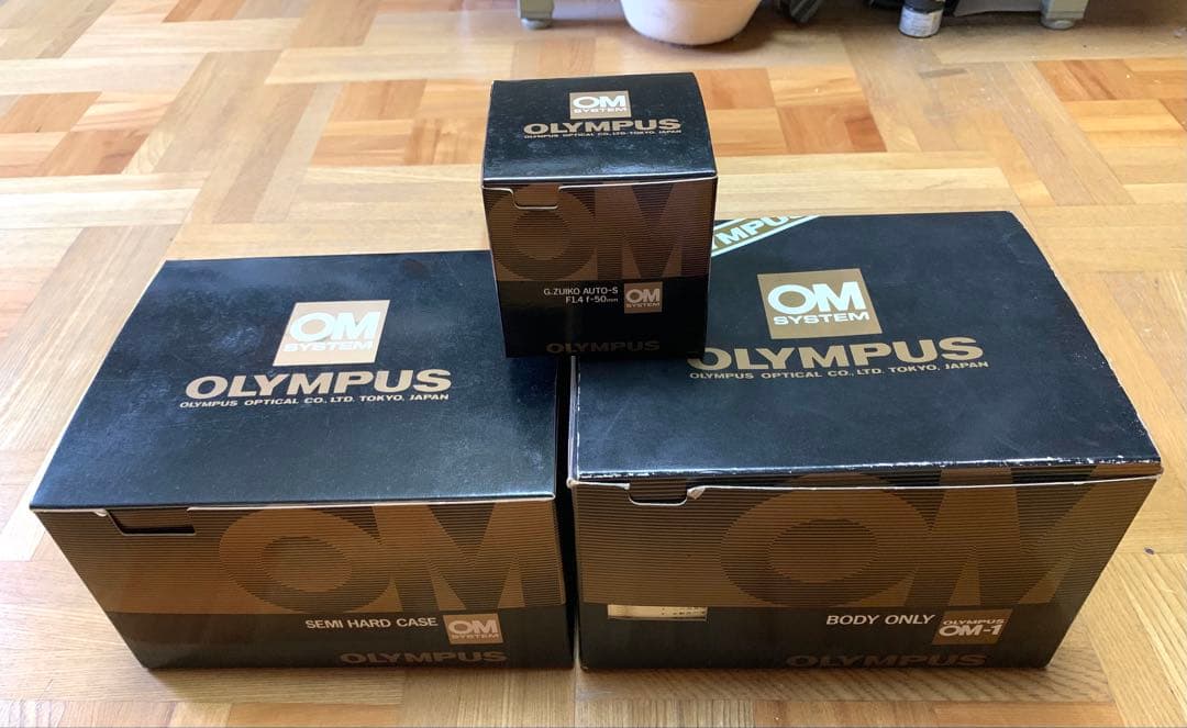再々値下げ　ワンオーナー　オリンパスOM-1MD+標準50mm+ケース+ストロボ