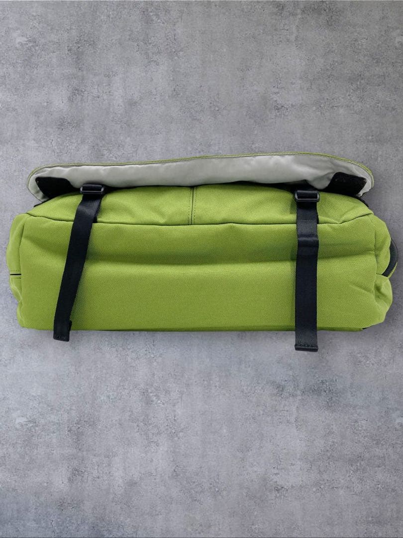 Patagonia ハーフマス メッセンジャーバッグ ゲッコーグリーン