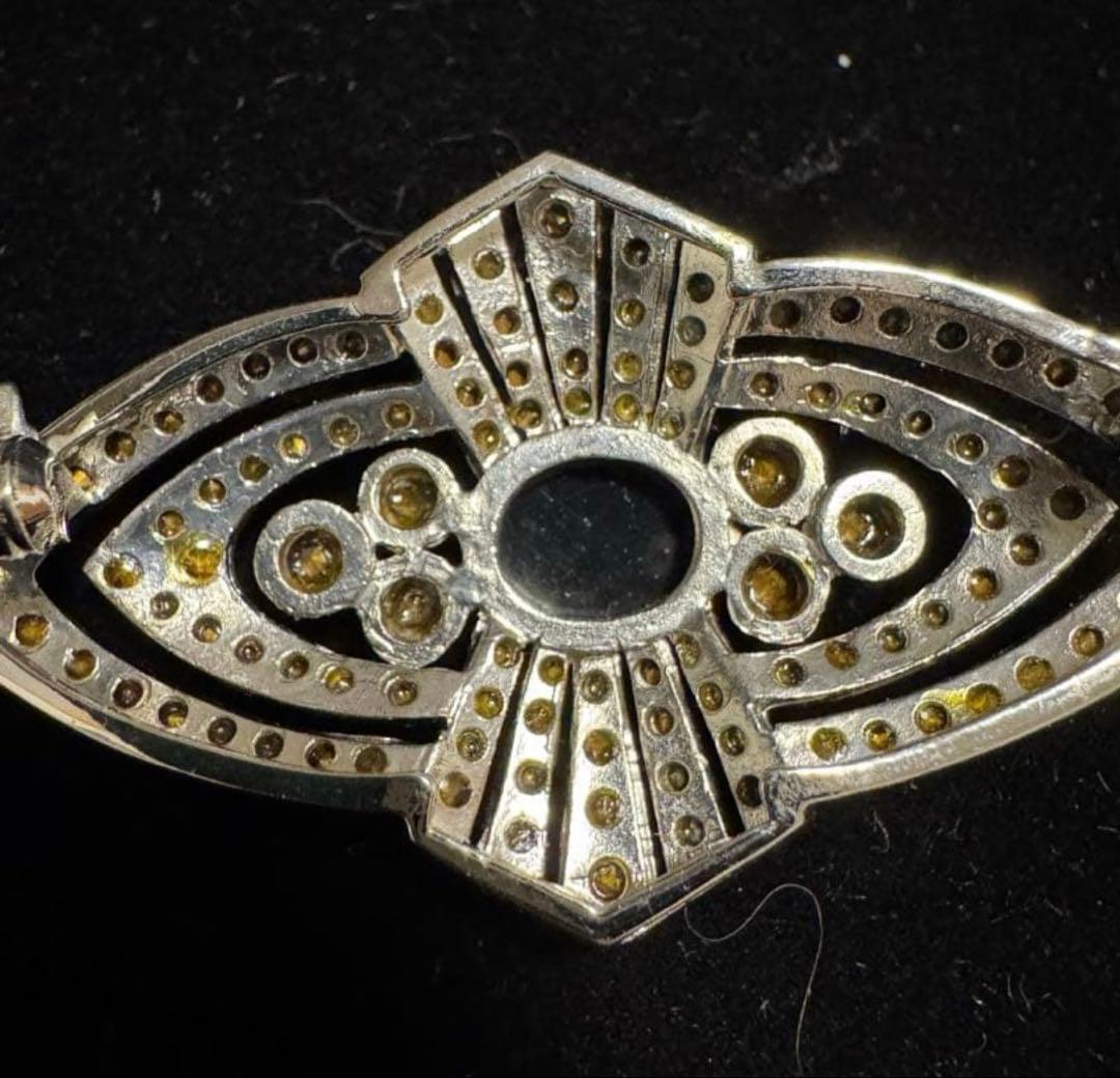 フランス　ヴィンテージ 銀張りのライトストーンと黒色石のブローチ　長期保存