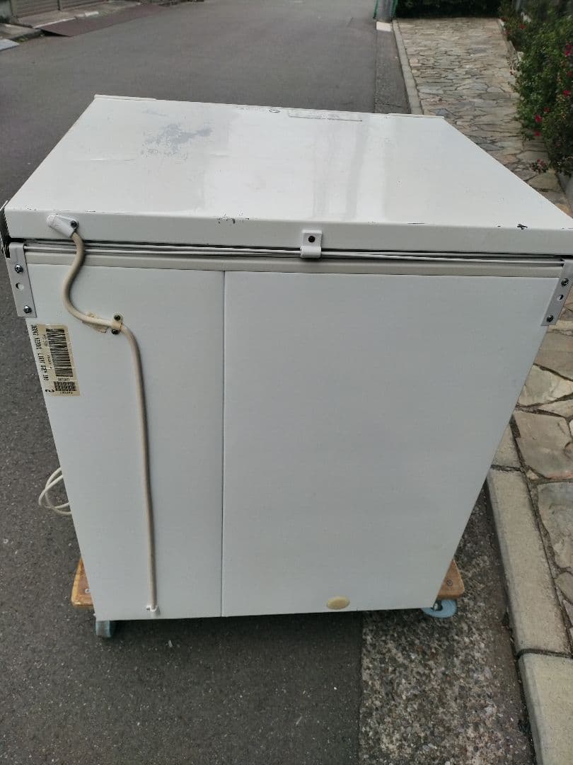 〈送料込♪〉サンデン 冷凍ストッカー SH-220X