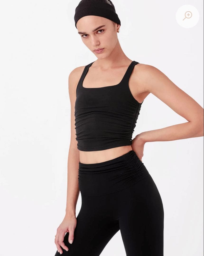 ヨガ・ピラティス NYLORA LILY TOP BLACK