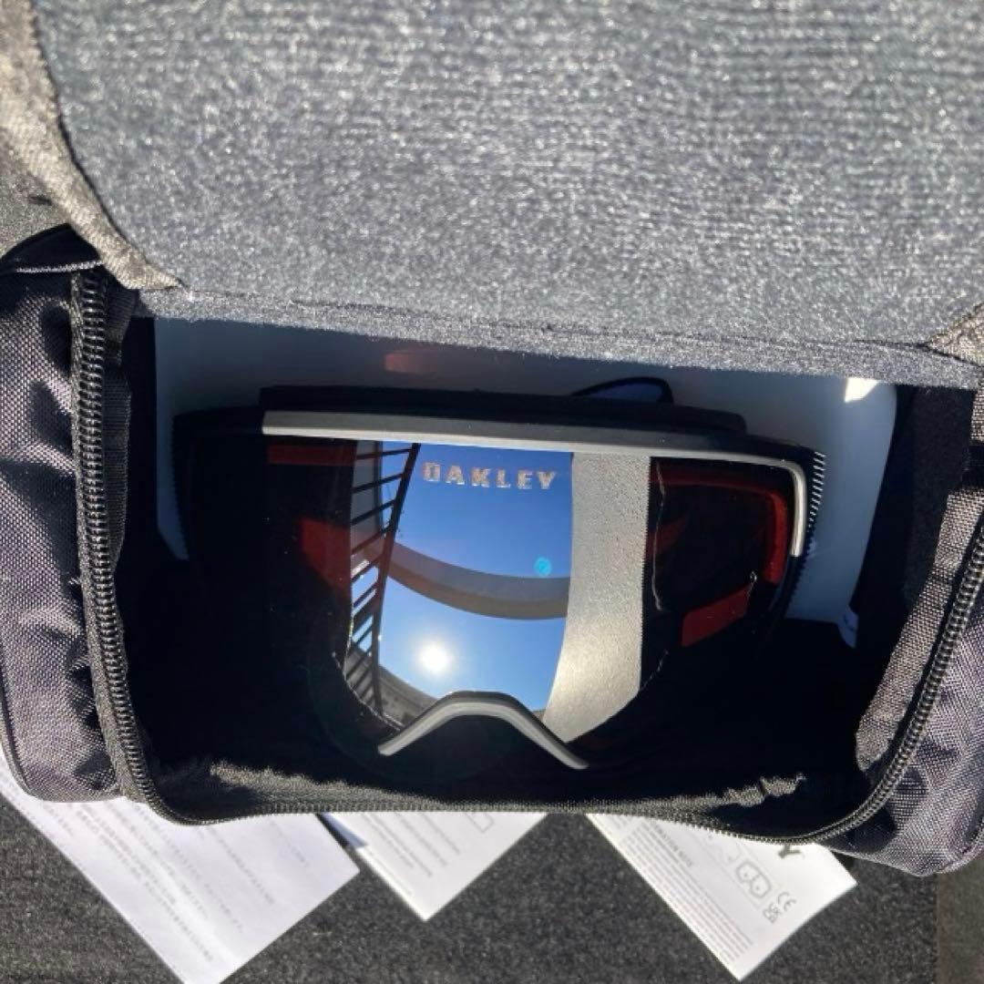 新品未使用　オークリースノーゴーグル　オークリーゴーグル　フライトトラッカーM