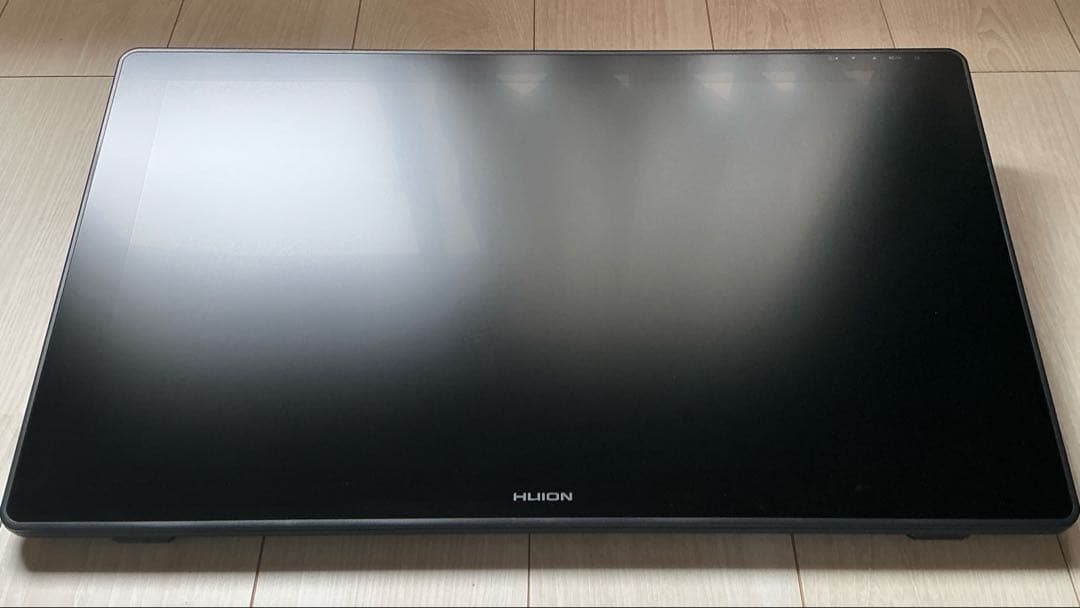 HUION Kamvas 24 plus 液タブ　液晶タブレット