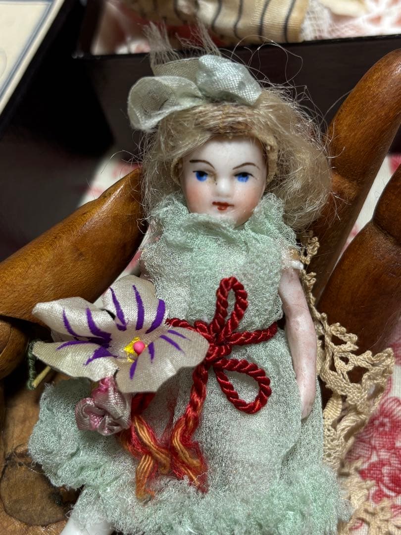 セール中　フレンチミニョネット　人形　アンティークビスクドール ミニョネット