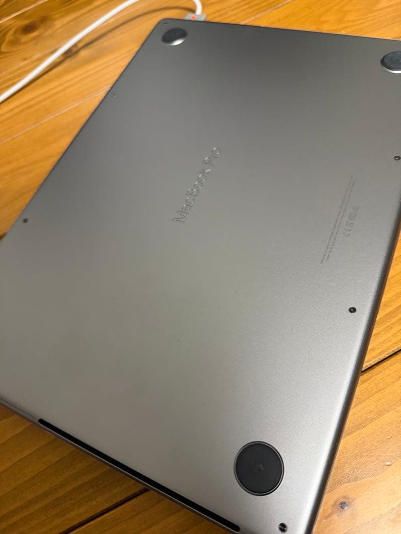 MacBookPro 2021 14inch 32GB/512Gスペースグレー