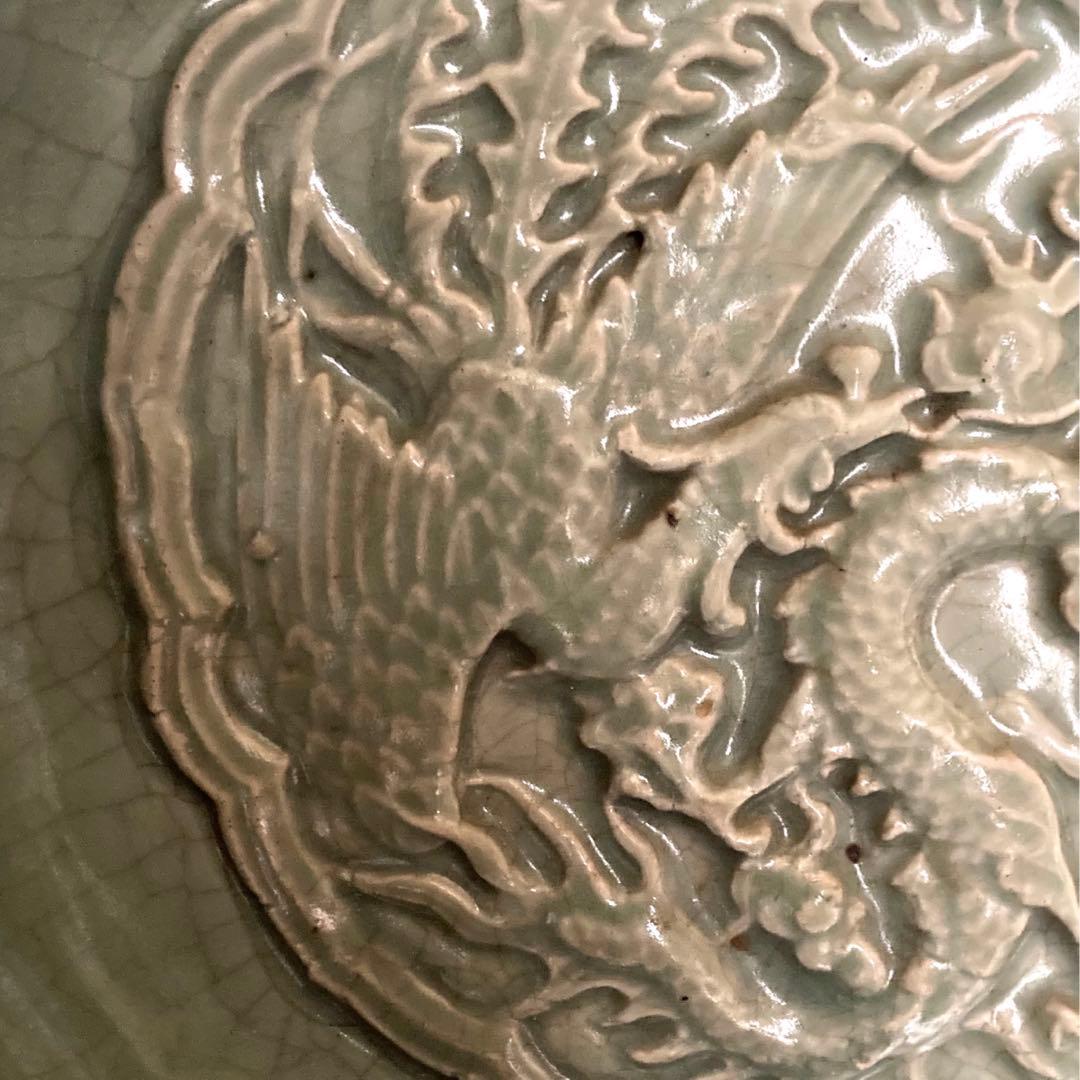 龍泉窯　天龍寺青磁鳳凰龍文大皿