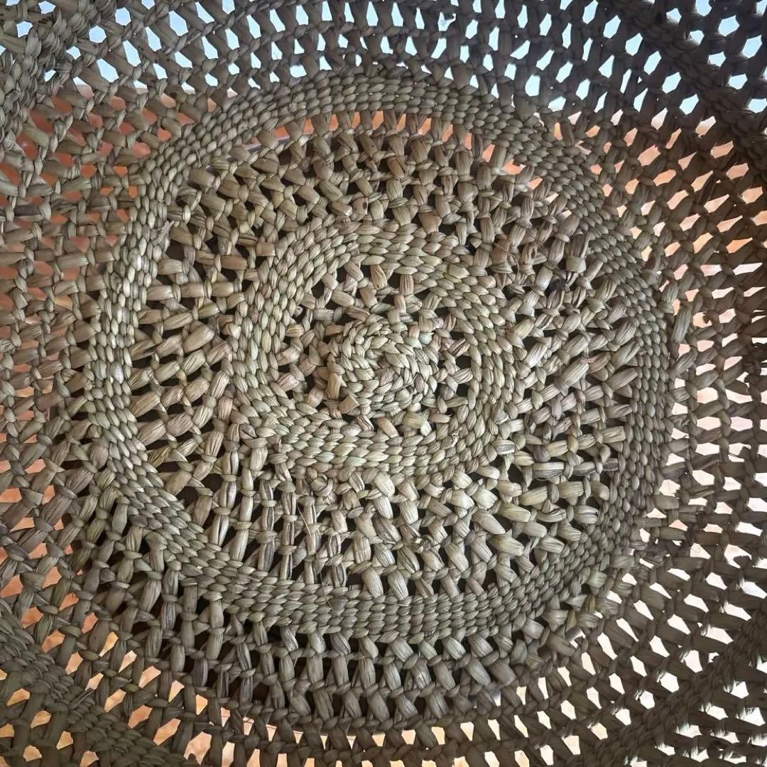 新品未使用　アフリカ　ブルキナ　手編み　カゴ　天然素材円筒形　バスケット