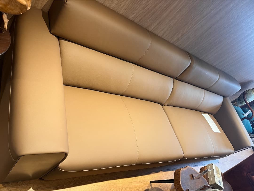 4人掛けソファー