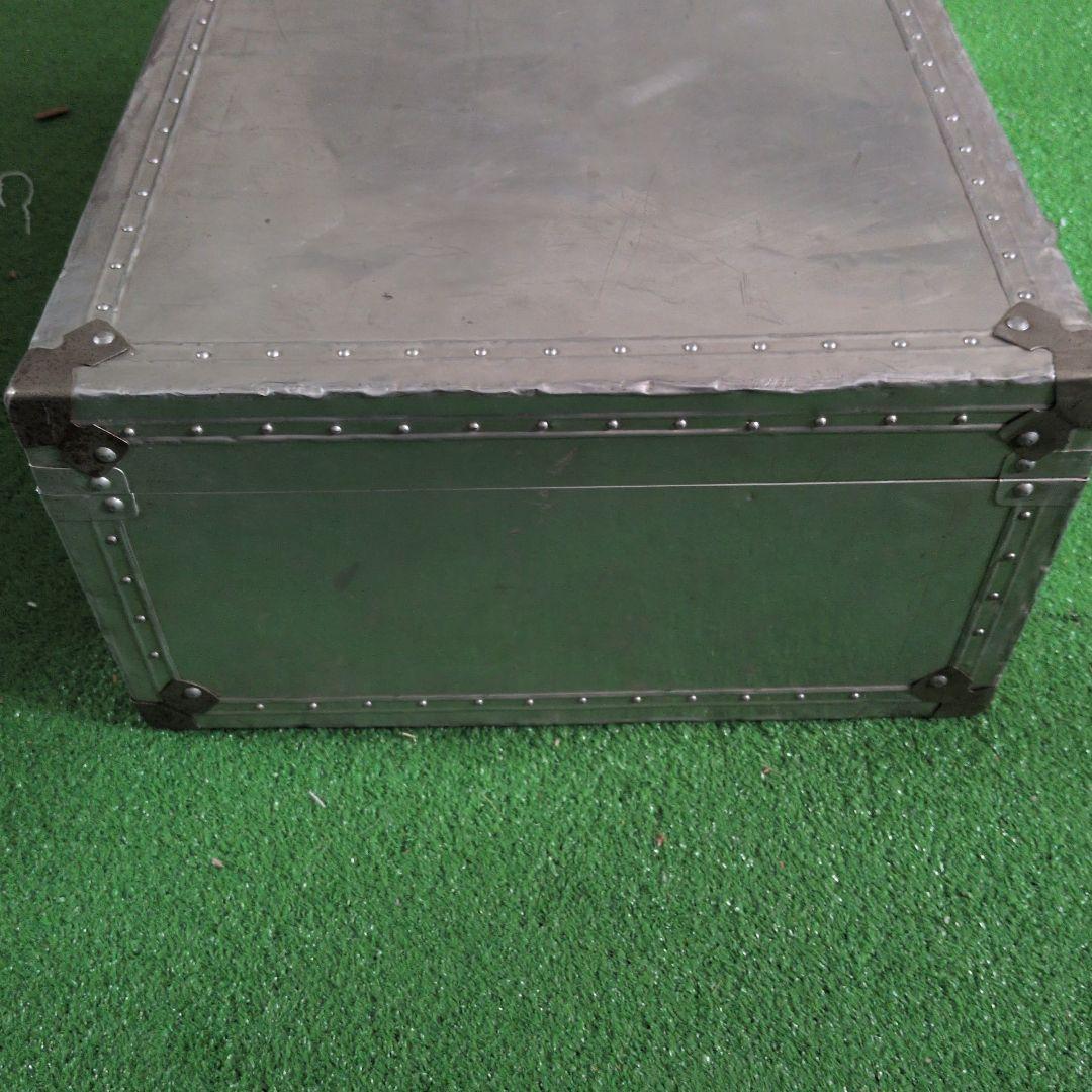 アルミトランク　レトロ　大型