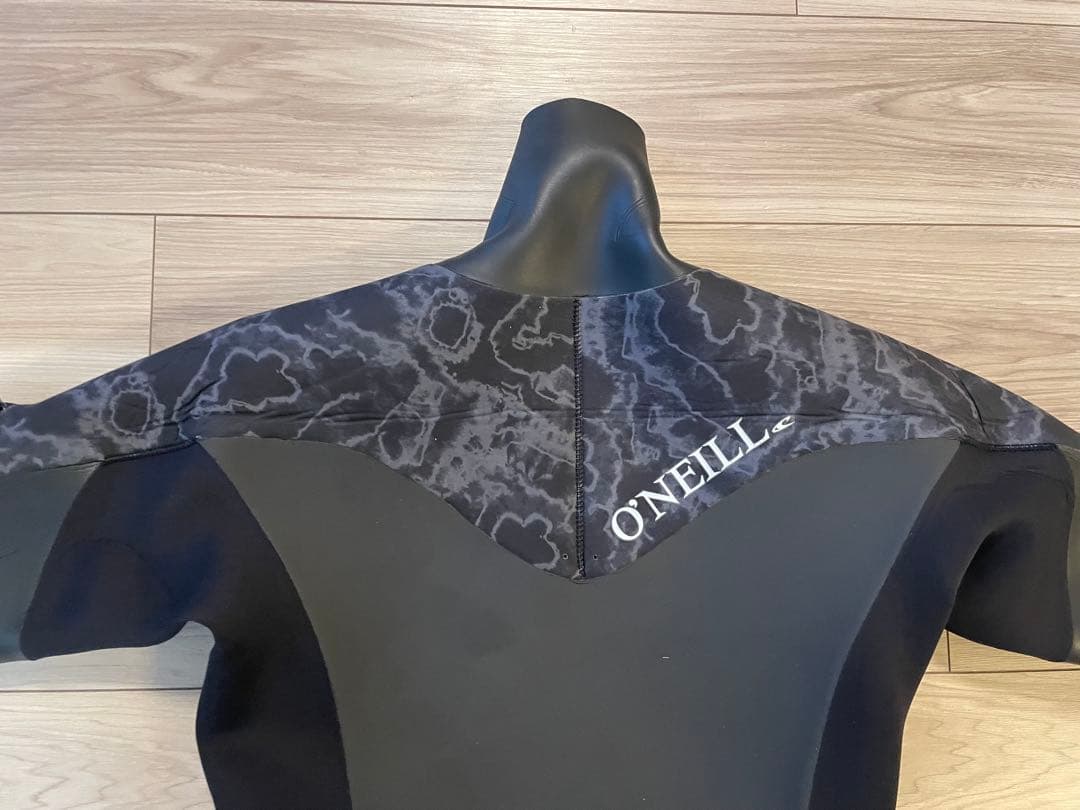 O'NEILL SuperFreak SC セミドライ Lサイズ