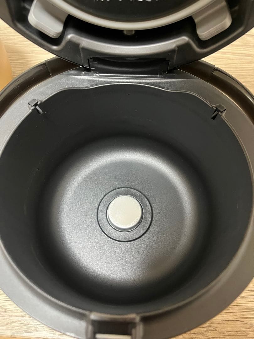 【未使用】HITACHI 炊飯器　おひつ御膳 RZ-TS202M