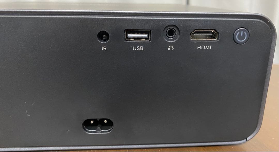 iWIMIUS P65 プロジェクター 本体（ケース付）