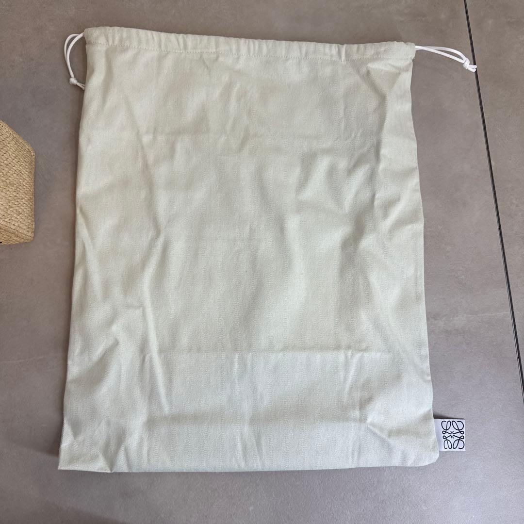 【新品未使用】ロエベフォント トート ミニ（ラフィア）