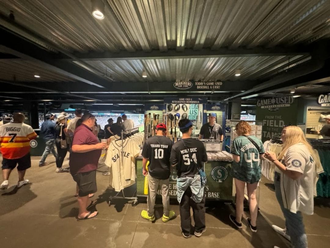 イチロー51引退セレモニー8/9記念試合選手着用モデル現地販売レプリカジャージL