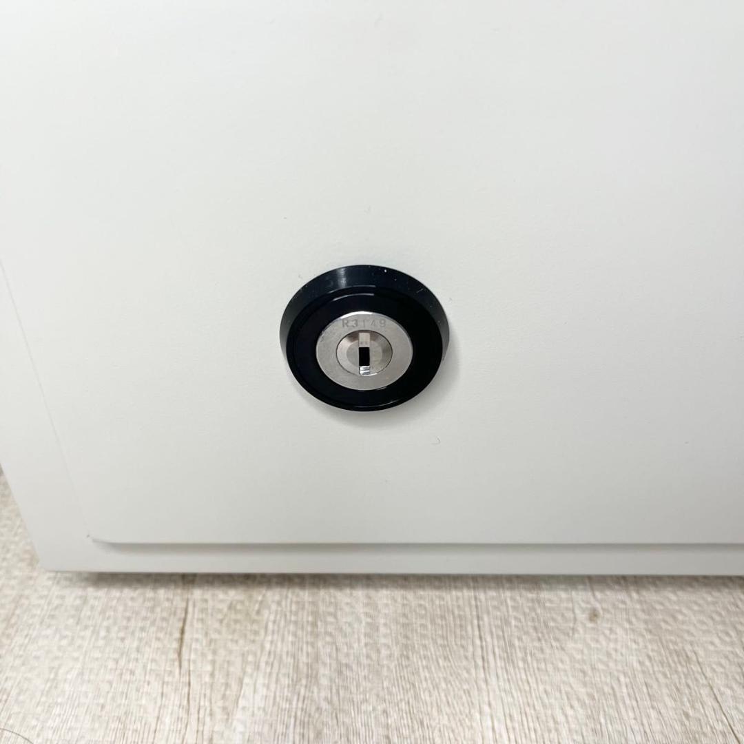 【美品】日本アイエスケイ 耐火金庫 CPX-A4 A4ファイル収納　アイボリー