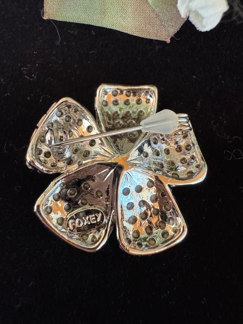 FOXEY 定番フラワー ブローチ ピンク