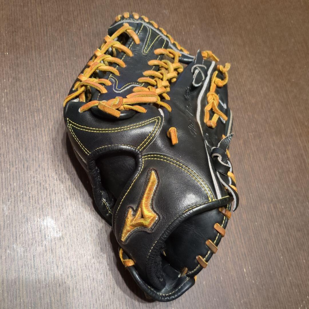 Mizuno Pro Classic 硬式グローブ 黒/オレンジ