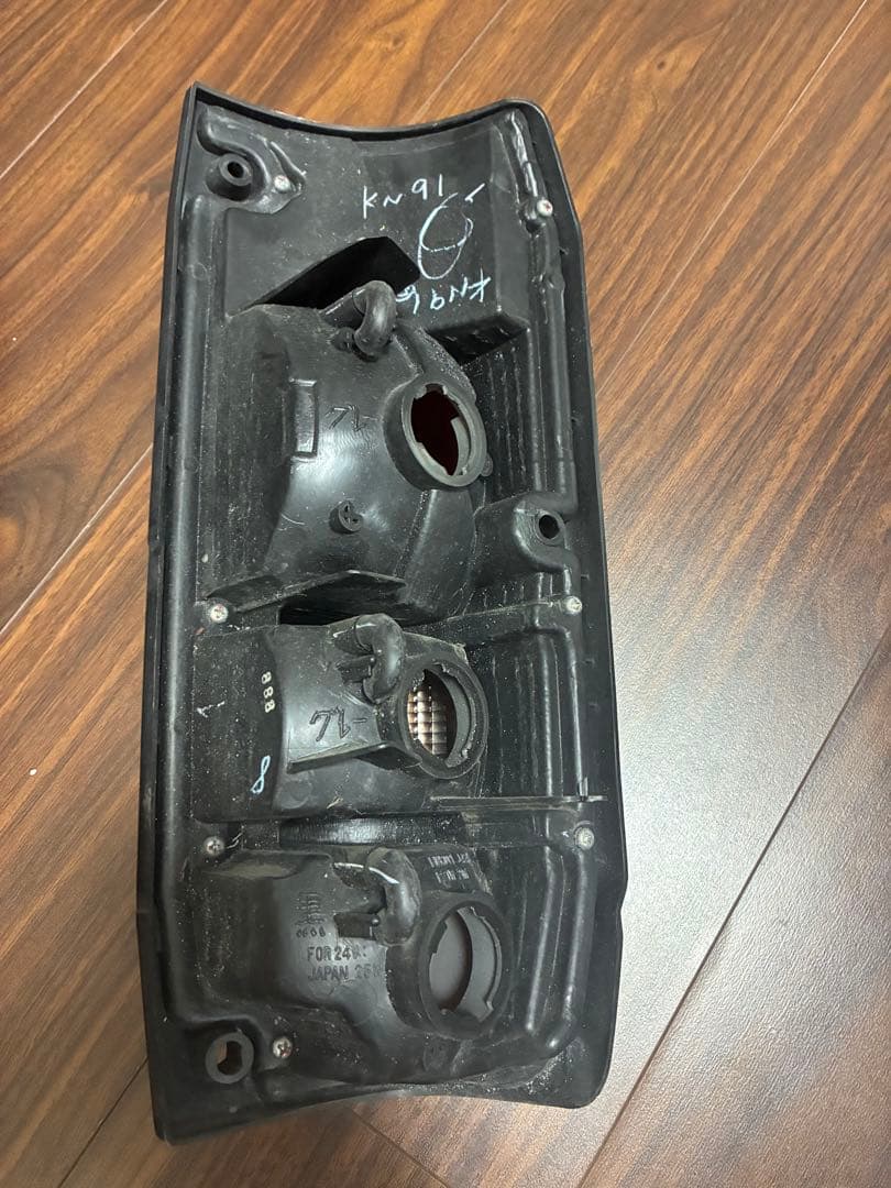 美品 78 プラド TOYOTA テールランプ 純正品