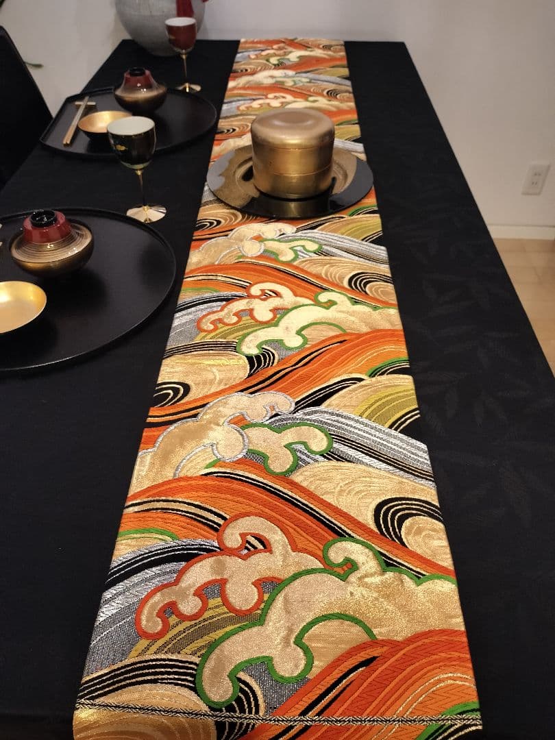 A926豪華‼️節分‼️波模様‼️正絹テーブルランナー1ｍ97cm