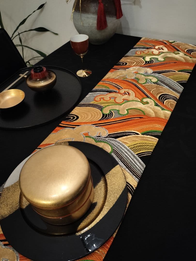 A926豪華‼️節分‼️波模様‼️正絹テーブルランナー1ｍ97cm