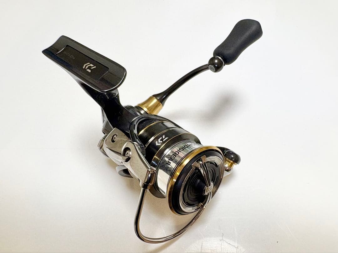 【未使用品】ダイワ　バリスティックFW LT2500S-C