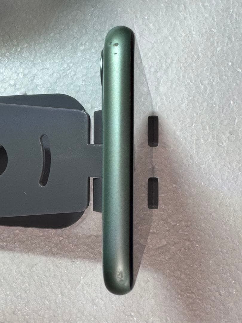 iPhone 11 64GB グリーンSIMフリー