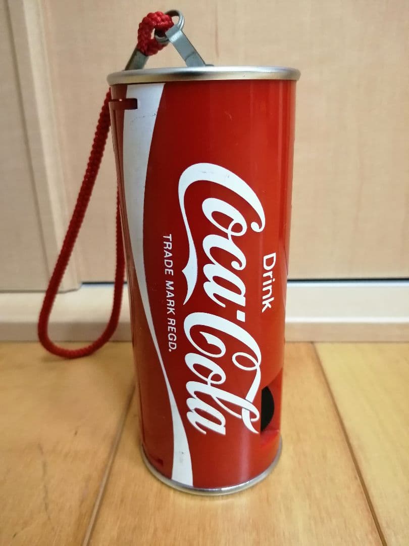 コカコーラ250mm缶のデザイン 缶型カメラ