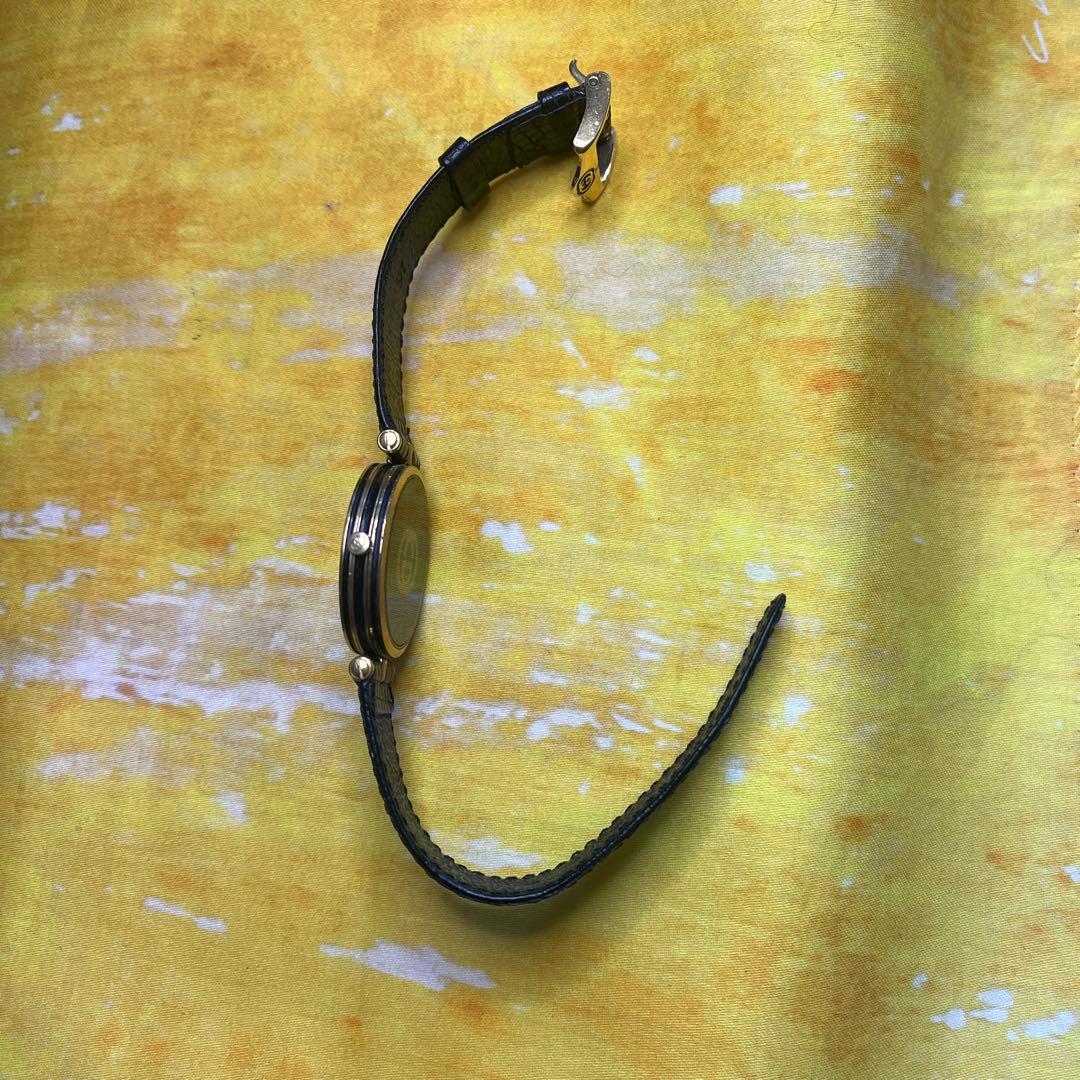 GUCCIレディース腕時計(不動)箱無し