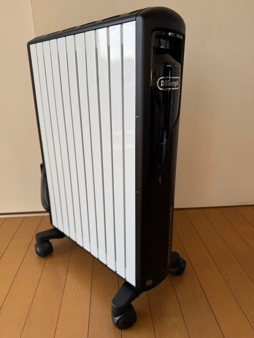 【美品】デロンギマルチダイナミックヒーターMDH15-BK