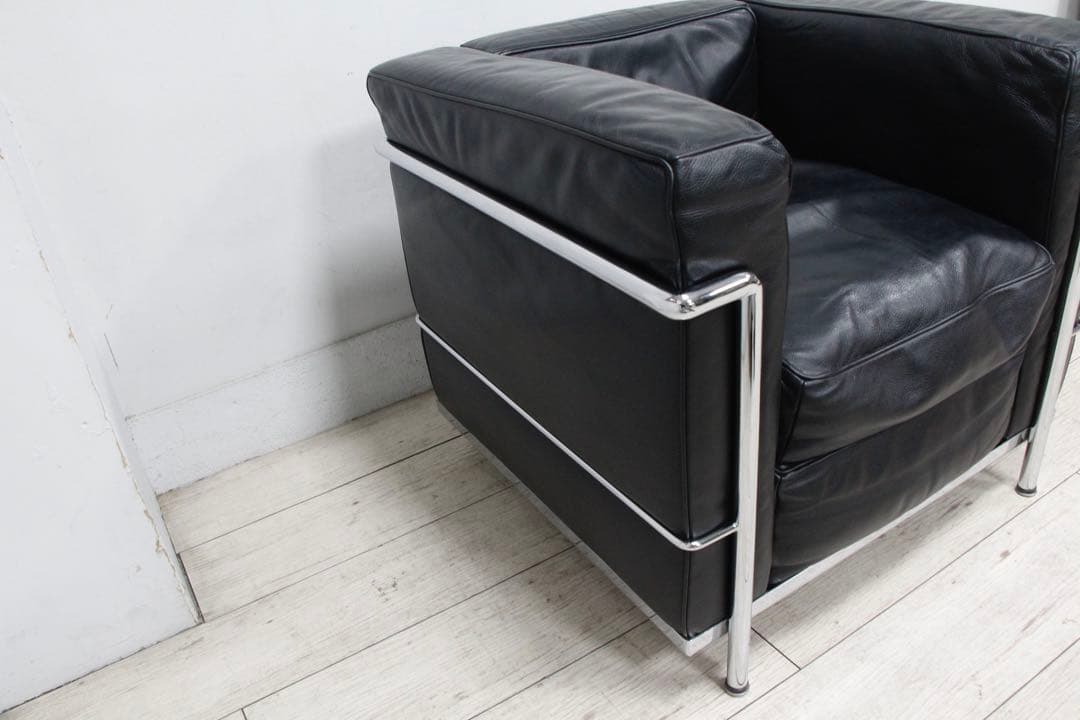 【極美品】 LC2 リプロダクト IDC大塚家具 黒本革 ル・コルビュジエ