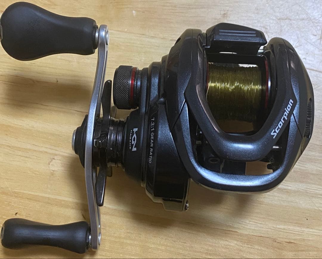 SHIMANO Scorpion 70 HG ベイトリール