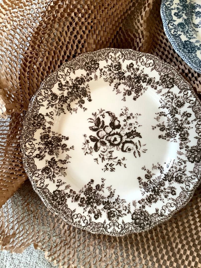 ZARA  フラワーアースンウェアデイナープレート3枚【新品•タグ付き】