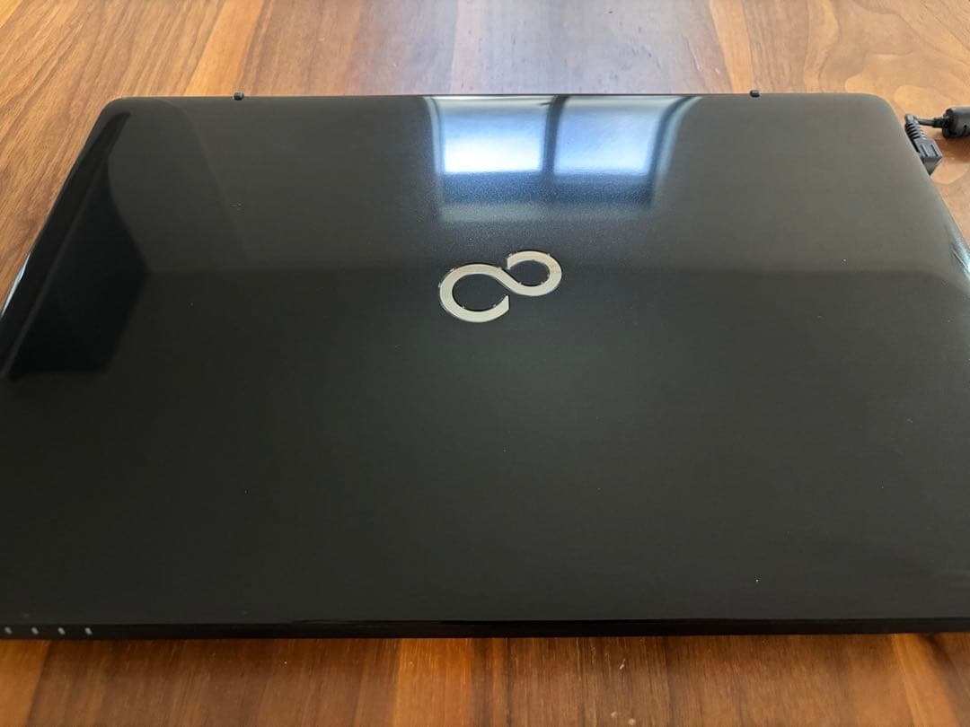 【美品】富士通 LIFEBOOK WAB/D3 SSD256GB 8G 15.6