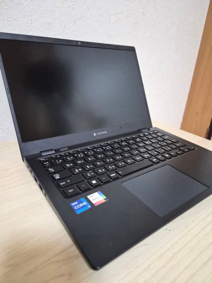 dynabook GZ/HV オニキスブルー Core i7/1TB