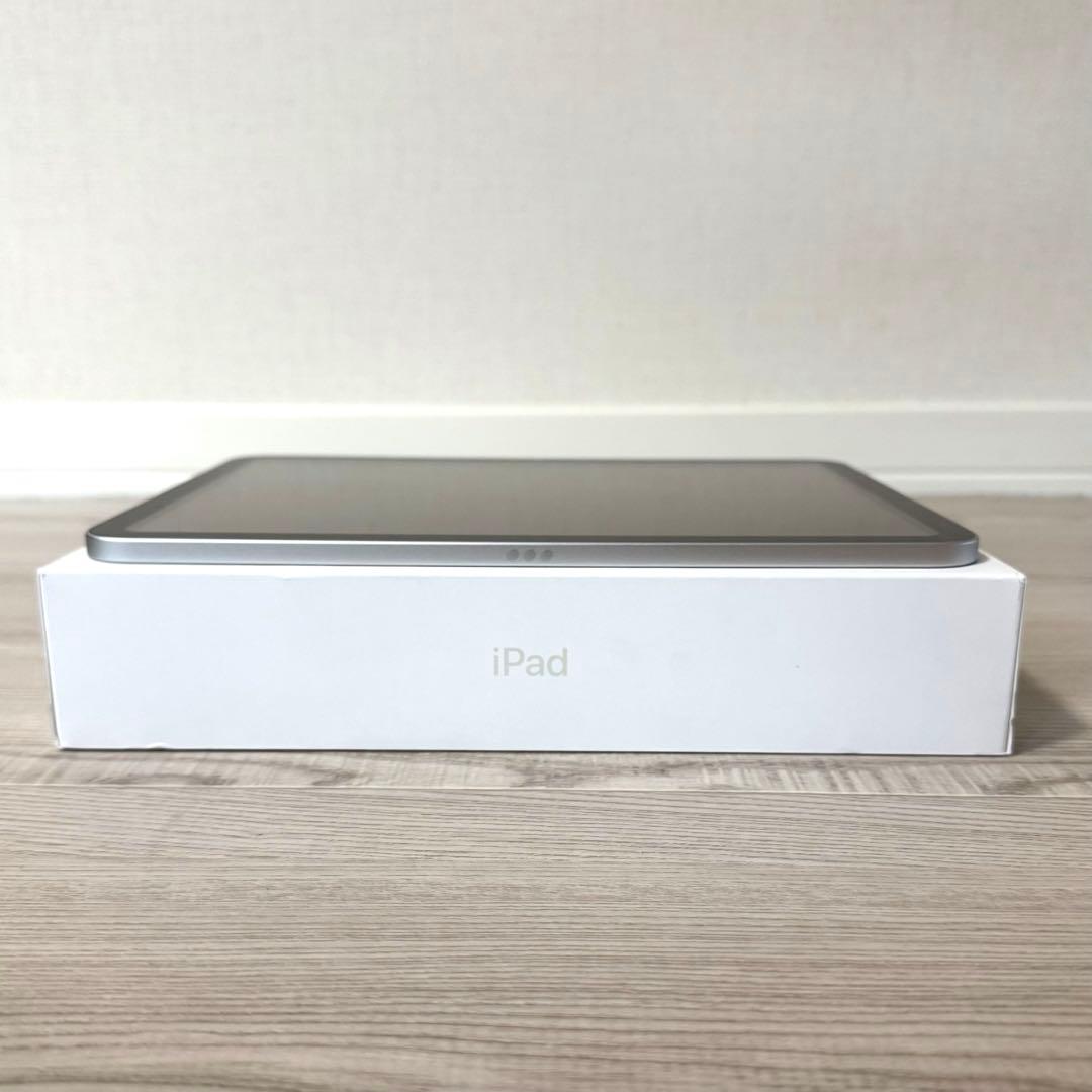 【美品】iPad 第10世代 シルバー 64GB Wi-Fiモデル
