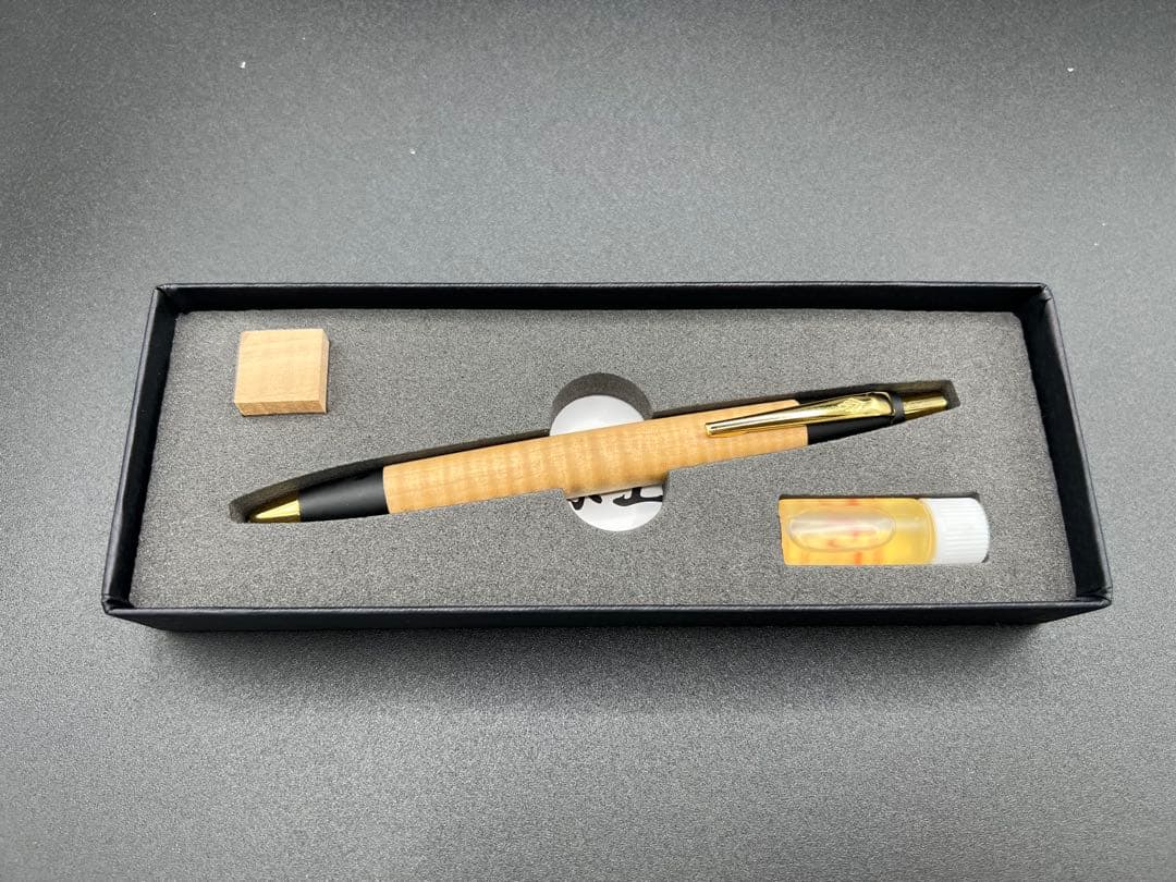 野原工芸　ボールペン　スタンダード　栃　縮木