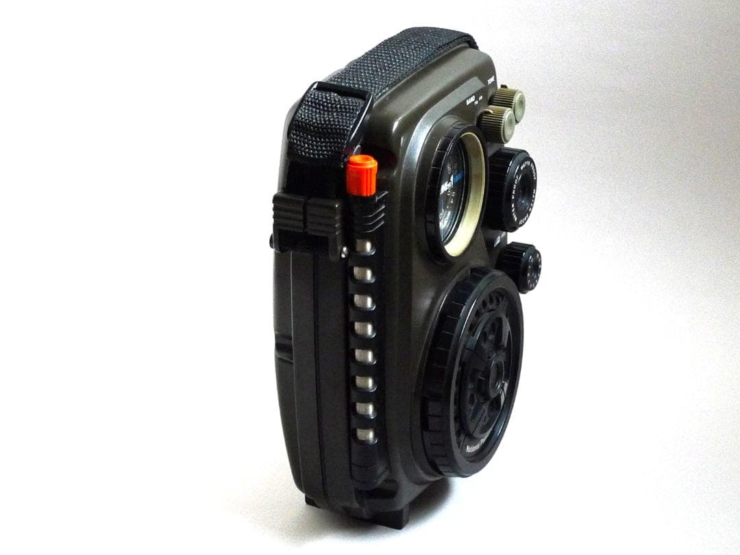 値下)ナショナルパナソニック防浸形AMFMラジオ RF-622 MARINE-1