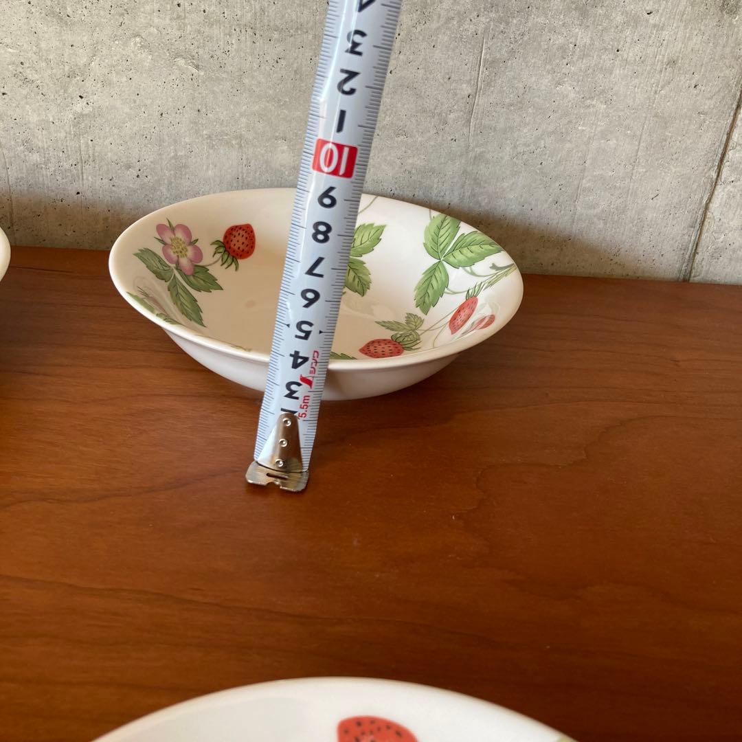 ★廃盤　希少★ ウエッジウッド プティ　ワイルドストロベリー　大きいあいちご