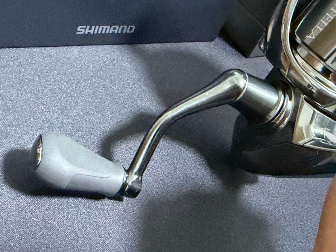 シマノ 22ステラ　2500s リール