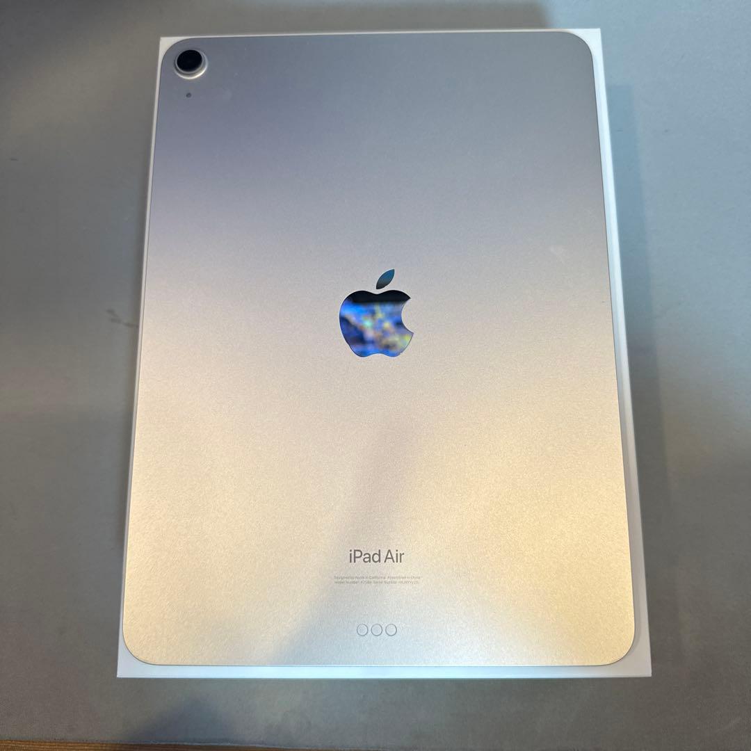 Apple iPad Air 第5世代 スターライト64GB WiFi