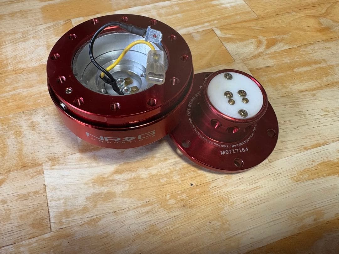 NRG ステアリングホイールハブアダプター レッド