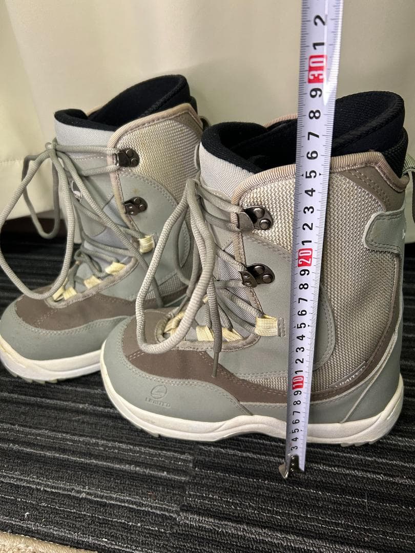 スノーボードブーツ グレー focus limited