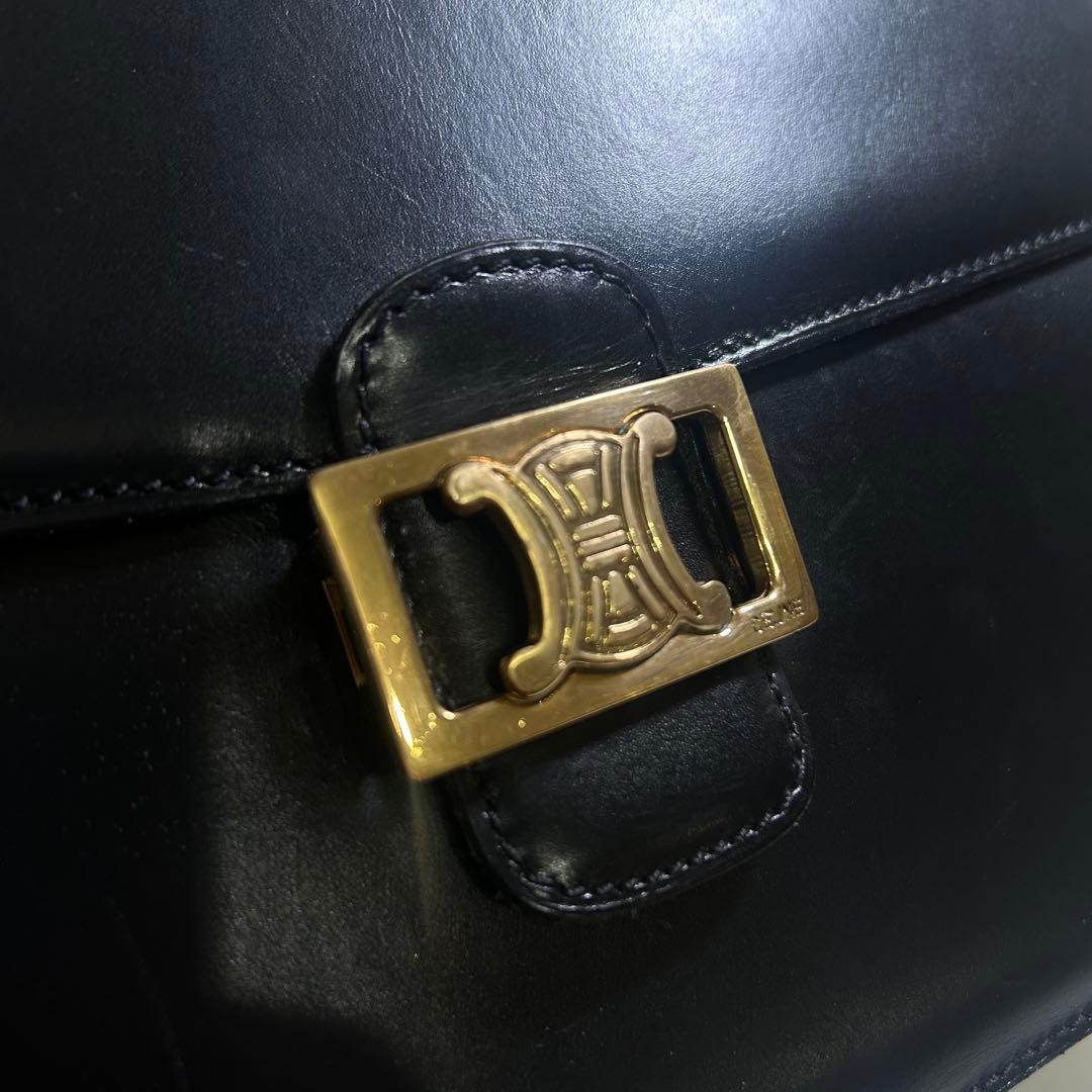 【美品】セリーヌ CELINE ショルダーバッグ トリオンフ金具 ポシェット