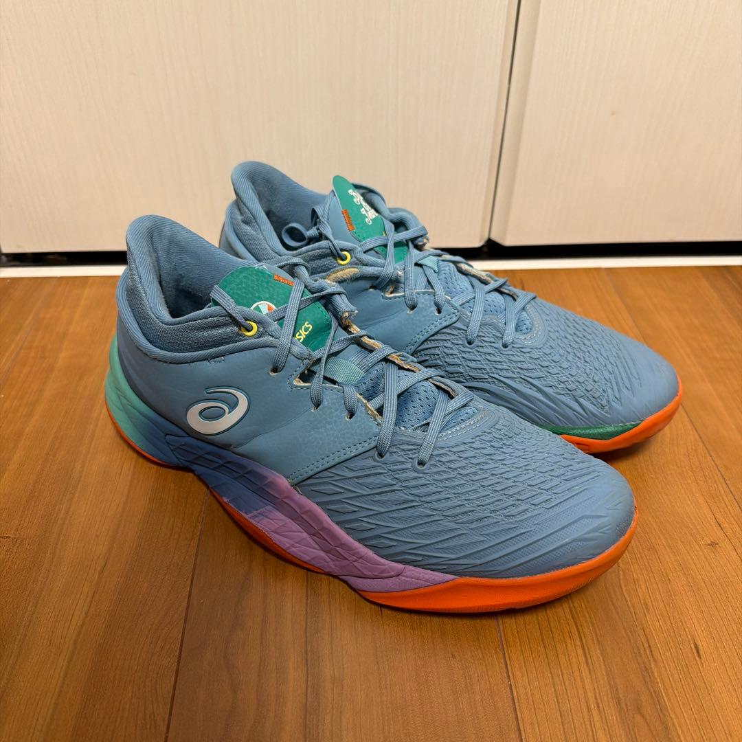 りょー♪　ボーラホリック × アシックス アンプレアルス ロー