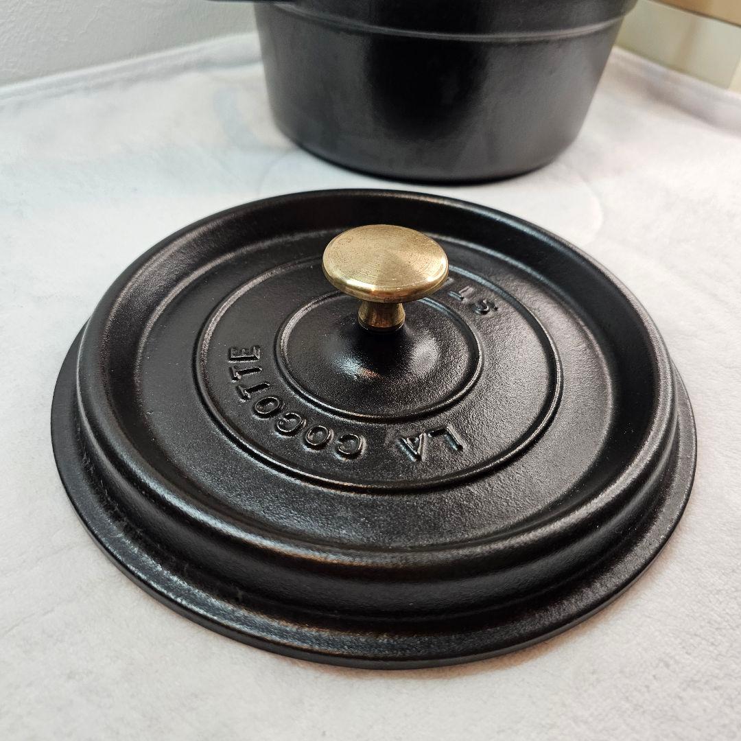STAUB ストウブ 鋳鉄製 両手鍋 20cm 黒