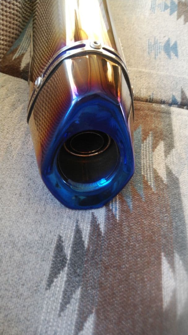 ZH2スリップオンマフラー アールズギア チタン