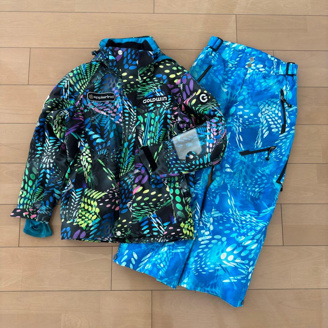 GOLDWIN　ゴールドウィン　スキーウェア　上下セット　男女兼用